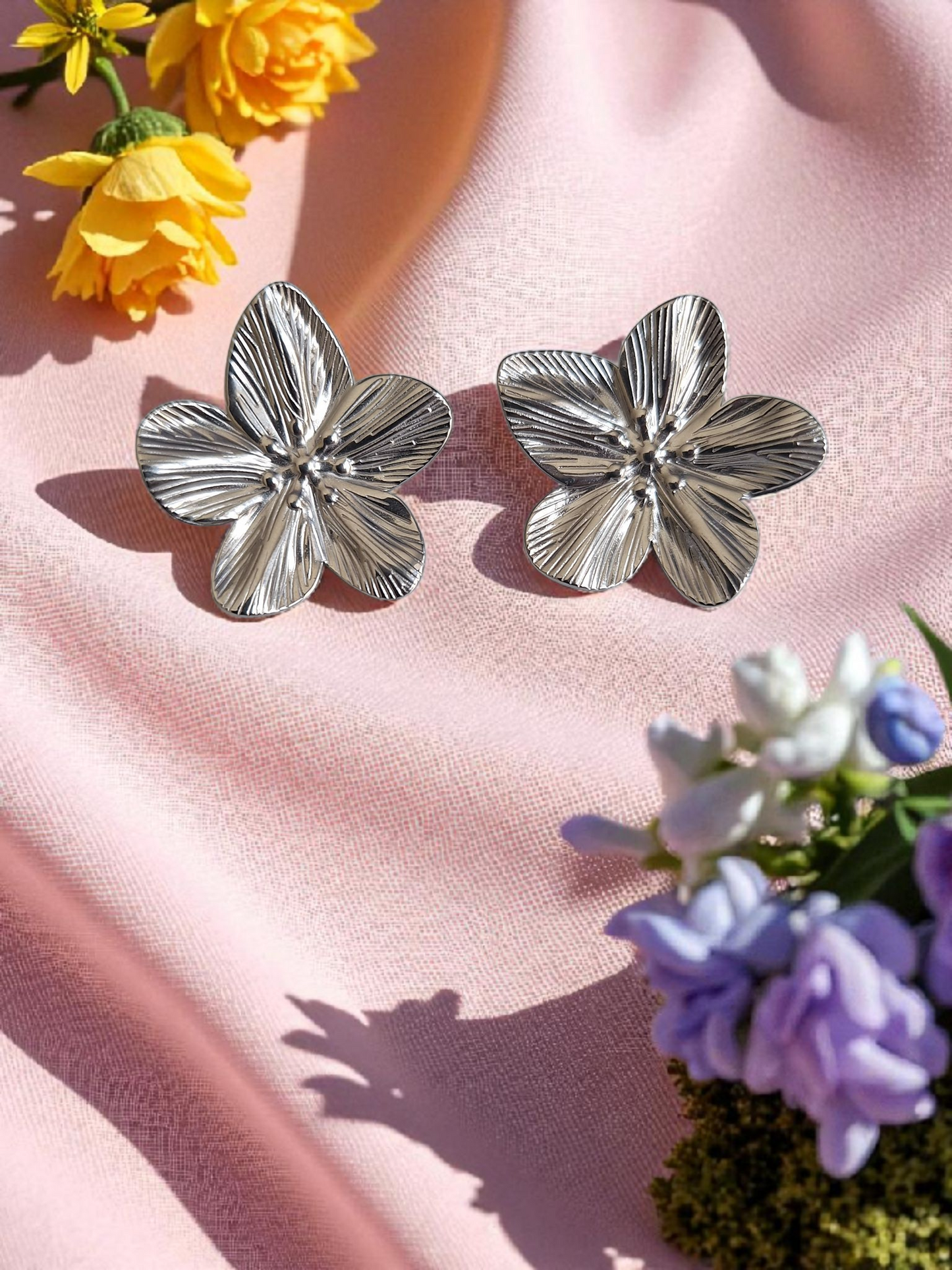 Boucle d'oreille fleur acier inoxydables 304