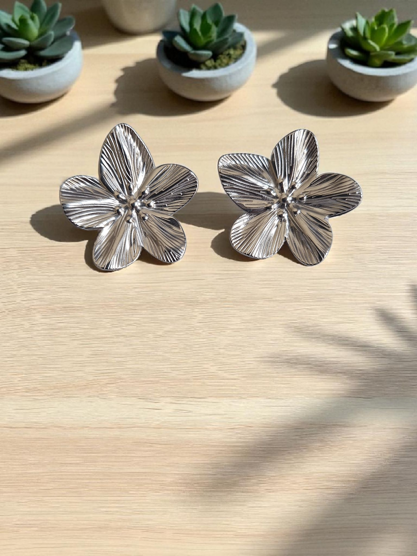 Boucle d'oreille fleur acier inoxydables 304